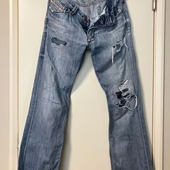 DIESEL　LARKEE　ダメージジーンズ　デニム　W30【値...
