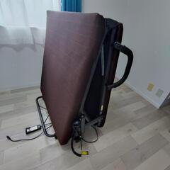 折りたたみベッドの画像