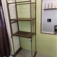 収納ラックの画像