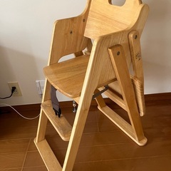 木製ベビーハイチェア　カトージ　折りたたみの画像