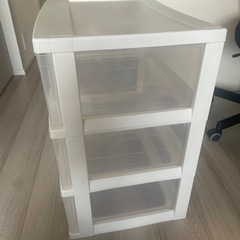 洋服収納ケースお譲りしますの画像
