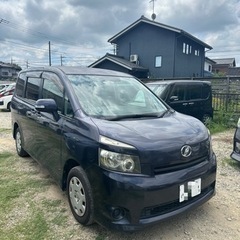 トヨタヴォクシー平成21年車　87,750km  車検6年／５月