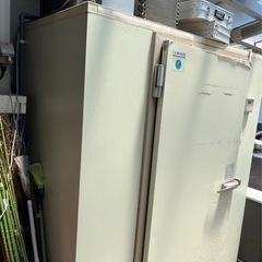 業務用 巨大冷蔵庫 花冷蔵庫の画像