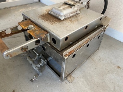 《夏のお祭り》イカ焼き機 / いか焼き器 LPガス用、丸焼きたこせん　プレスも！