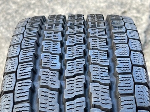 724-1)工賃込み！145/80R12 80/78N LT ヨコハマスタッドレス中古4本セット！21年製iG91
