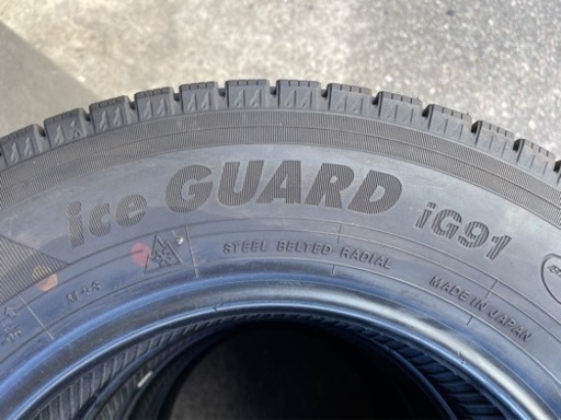 724-1)工賃込み！145/80R12 80/78N LT ヨコハマスタッドレス中古4本セット！21年製iG91