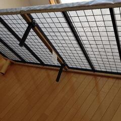 ベッドフレーム