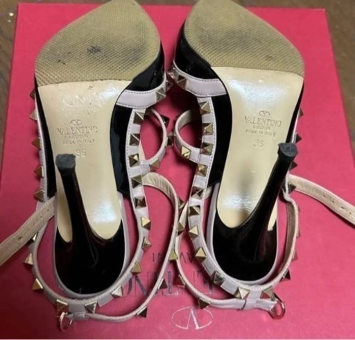 VALENTINO ロックスタッズ アンクルストラップ パンプス