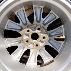 BN9ホイール7.5J、タイヤ225-17-スタッドレスの画像