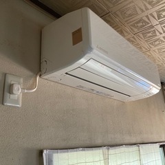使用期間短いSRK28TX2-W 10畳200Vエアコン 202...