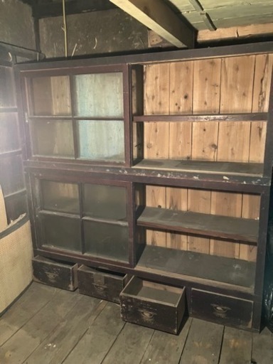 【決まりました】硝子戸棚 骨董品 アンティーク 昭和レトロ