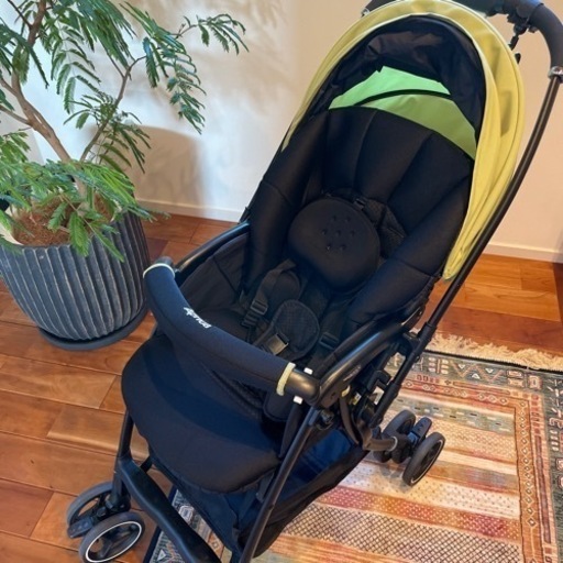 美品　両対面式　ベビーカー　A型　アップリカ