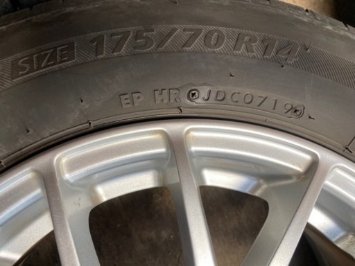 BRIDGESTONEタイヤ14インチ　ホイール付き×4本セット　4穴　中古美品