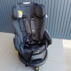 Aprica新生児対応フルフラット ISOFIX