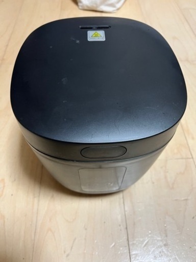 炊飯器　4合炊き