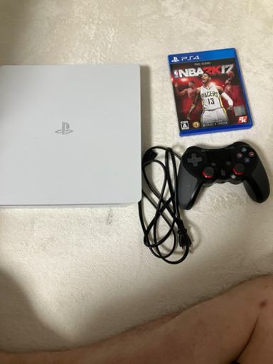 【期間限定値下げ】ps4 本体　CUH2200A ホワイト　おまけ付き