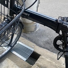 折りたたみ自転車の画像
