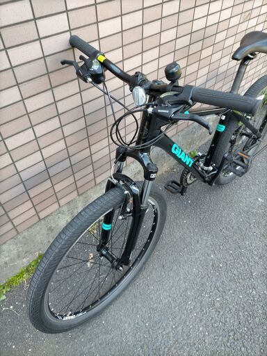 【極上美車】GIANT SNAP 2020年モデル　21段変速　Sサイズ　適応身長160-175cm向け