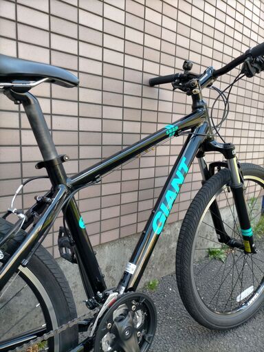【極上美車】GIANT SNAP 2020年モデル　21段変速　Sサイズ　適応身長160-175cm向け