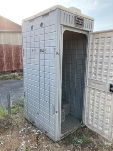 仮設トイレ　中古　水洗式