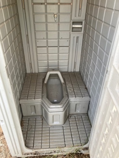 仮設トイレ　中古　水洗式