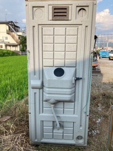 仮設トイレ　中古　水洗式