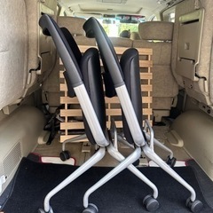 定価7万８千円のデスクチェア２台の画像