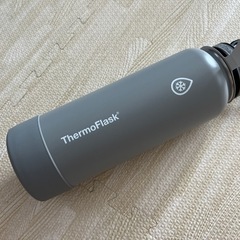 新品未使用‼️水筒　保冷保温　1.2Lの画像