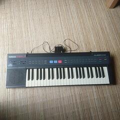 ヤマハ　キーボード　PSR-7