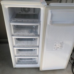 引き取りお願いします。三菱電気冷凍庫 MF-U12-W の画像