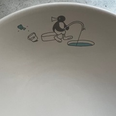 値下げ❗️ピングーのお皿(中古品)の画像