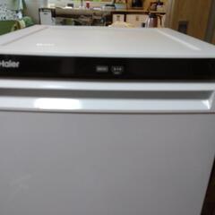 決まりました。冷凍庫  中古  ハイアール製  102Lの画像