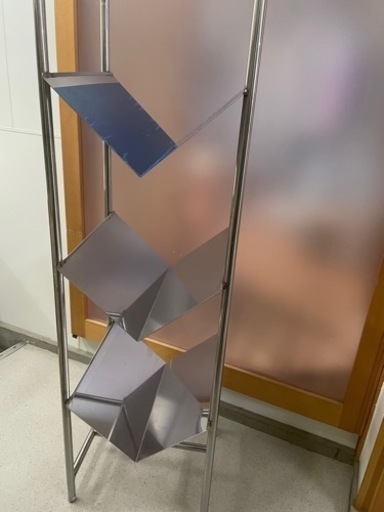 業務用ステンレス製洗剤ストック棚