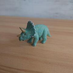 恐竜のミニアニアの画像