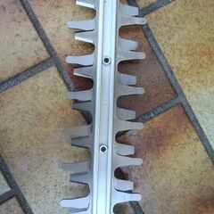 ハスクバーナ　エンジンヘッジトリマー売りますの画像