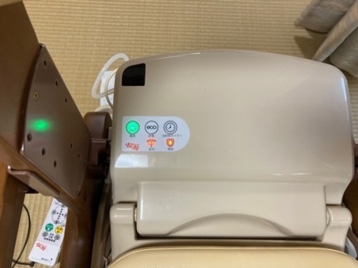 【大幅値下げ】家具調トイレ AR-SA1 ＜シャワピタ＞
