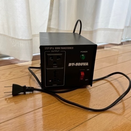 海外国内両用型変圧器・100V/110V-220V/240V・DT-500VA