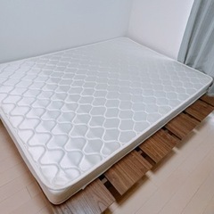 引き取り先決まりました！LOWYA ダブルベッド マットレス付き