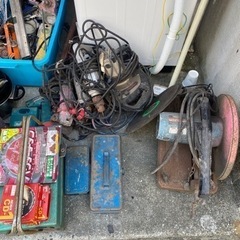 工具、洗濯機、掃除機の画像