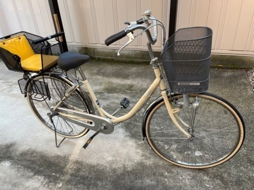 ブリヂストン製自転車　大人用　通学　買い物　ママチャリ　子供用シート付き