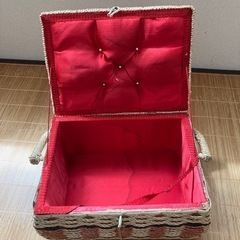 裁縫箱の画像