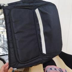 ウーバーイーツ UVER カバンの画像