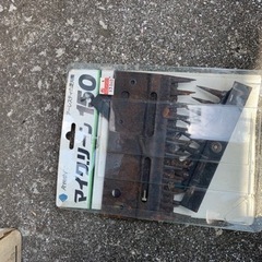  家庭用 バリカン式 電動 ハンディ 芝刈り機 の画像