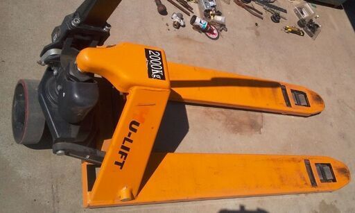 ハンドリフト 2000Kg