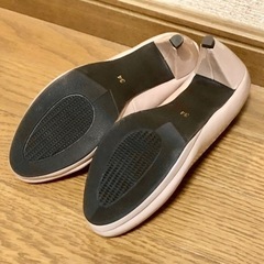 新品 サルース パンプス 22 〜 22.5 ピンク ピンクベージュ エナメル ヒール7cm salusの画像