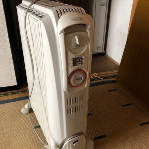 デロンギ　暖房器具