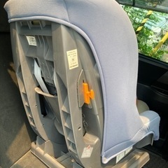 チャイルドシート　TAKATA　タカタの画像