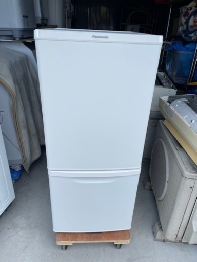 愛知近郊配送無料　Panasonic 138L冷蔵庫　NR-B14CW-W  2020年製