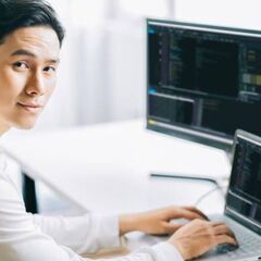 働きながらSEが学べる最高の環境！ 【あなたも半年でWEBエンジニアになれます！】  WEBエンジニア候補・正社員募集の画像