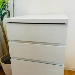 白　ネイルワゴン　２台あります。の画像